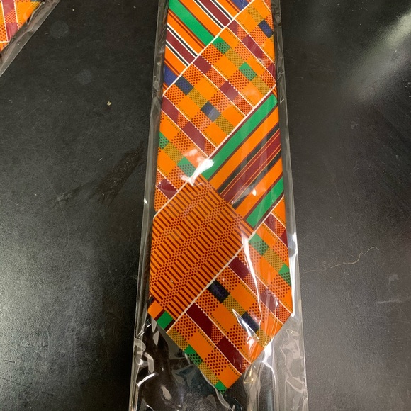 African print kente kinte tie with hanky - Picture 2 of 2